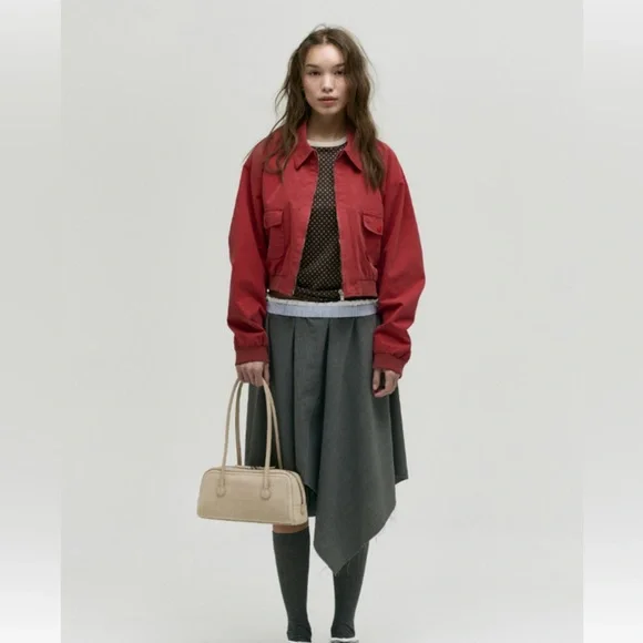 MARGESHERWOOD SOFT BAGUETTE nubuck BAG [nude] - Picture 5 of 9